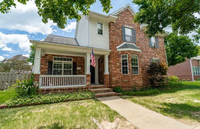 Fabulous  Spacious 4 Bedroom home in Har-Ber Meadows w/bonus room! photos photos