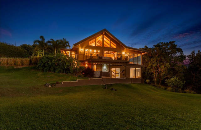 Stylish 4 Bedroom 3 Bathroom home in Kula - Private and Elegant - 6 month only rental photos photos