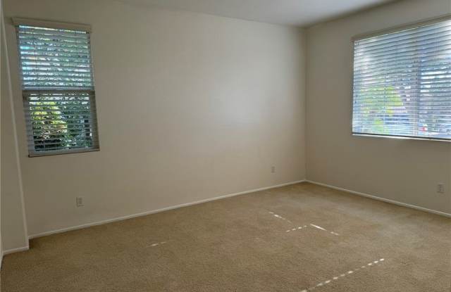 35650 Rosedown Gallery 4