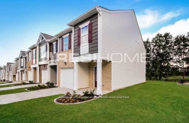 1360 Simmons Ridge Lane Gallery 3