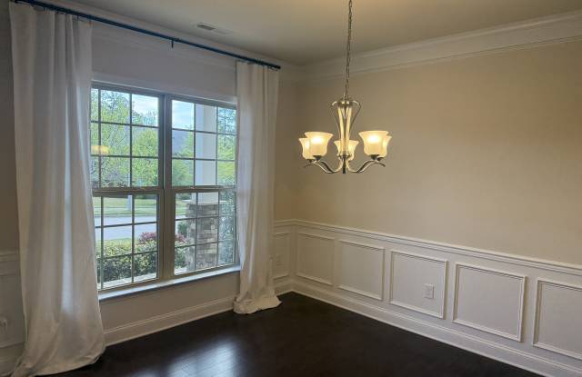 125 Williston Way Gallery 3