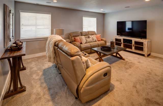 874 S Aspen Way photos photos
