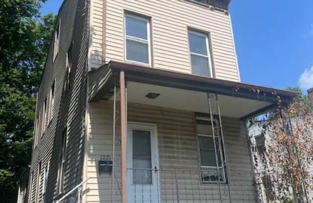 1221 GILSEY AVE photos photos
