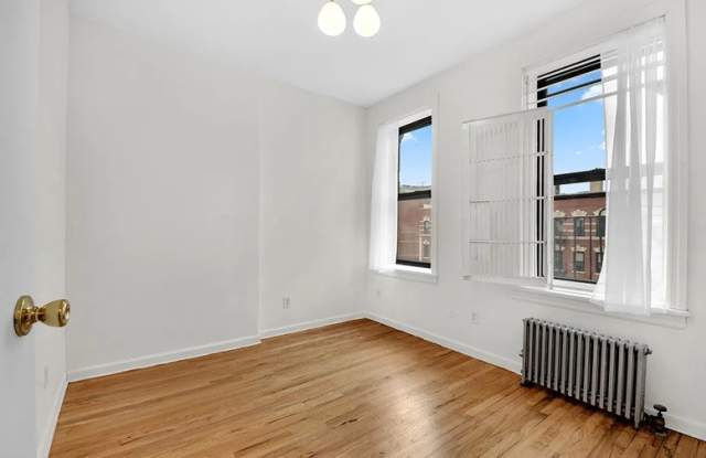 469 W 166th St Apt 5A Gallery 3
