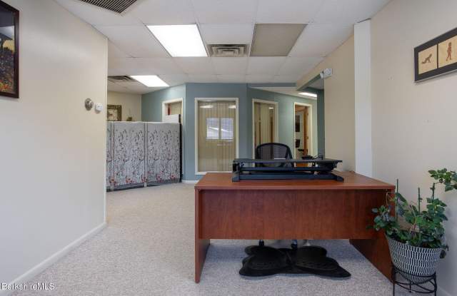 490 Main St photos photos