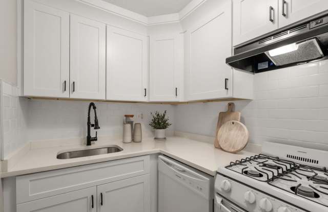 42 West St photos photos