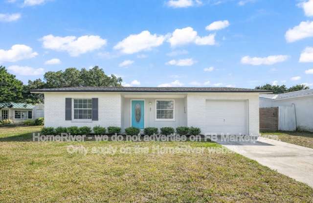 217 Carver St W photos photos