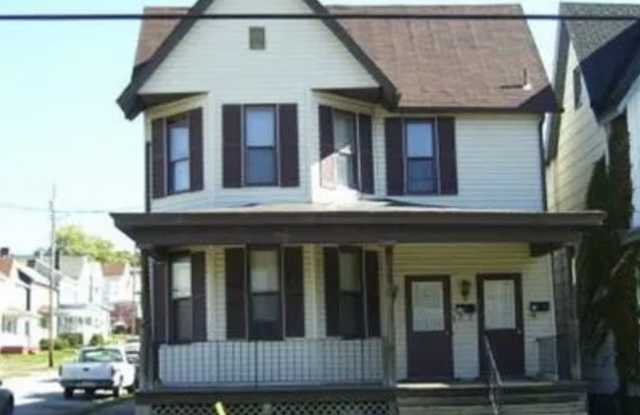 128 N Gallatin Ave photos photos