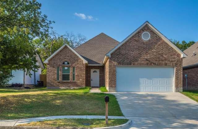 8425 Whitney Drive - 8425 Whitney Drive, White Settlement, TX 76108