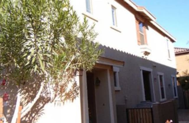 1421 N 81st Dr - 1421 North 81st Drive, Phoenix, AZ 85043