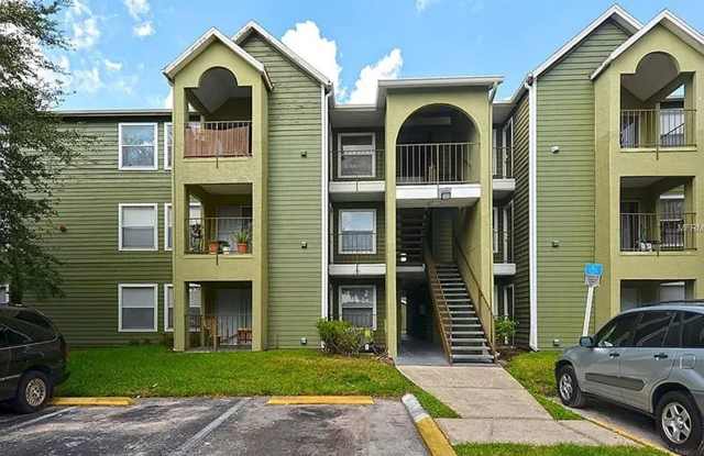 Stunning Pond-View 3BD/2BA Condo in the Heart of Orlando! - 4728 Walden Circle, Orlando, FL 32811