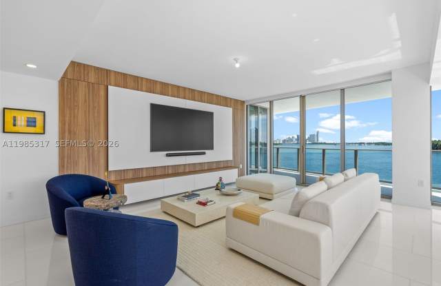 Bay Harbor Gallery 2
