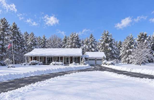 137 White Tail Lane Gallery 1