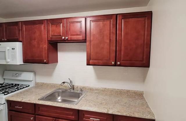84 Halstead Ave Apt 7B photos photos