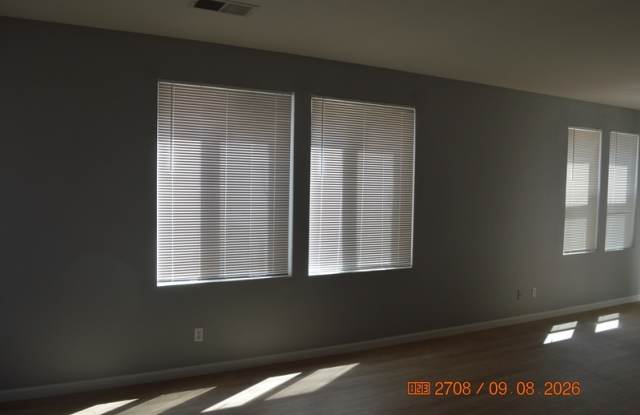 5305 Cottage Cove Drive Gallery 3