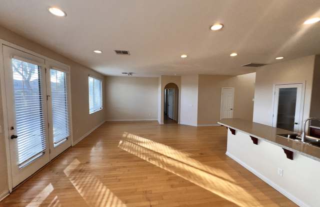 7541 Port Orchard Ave Gallery 2