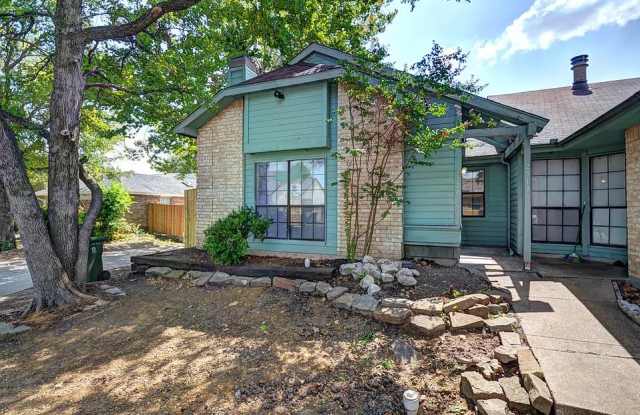 2520 Limestone Drive - 2520 Limestone Drive, Arlington, TX 76014 2520 Limestone Drive - 2520 Limestone Drive, Arlington, TX 76014