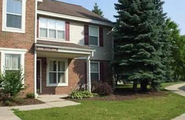 1629 Emerson Cir photos photos