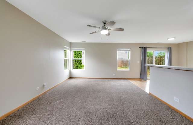 540 WEDGEWOOD Circle Gallery 4