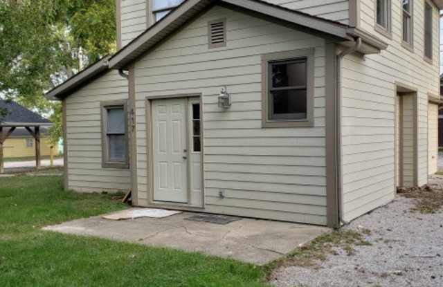 3 bedroom, 2 bath House: Available August 2027! Gallery 1