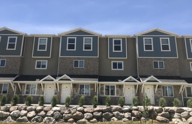 8192 N Boulder Ln - 8192 N Boulder Ln, Eagle Mountain, UT 84005