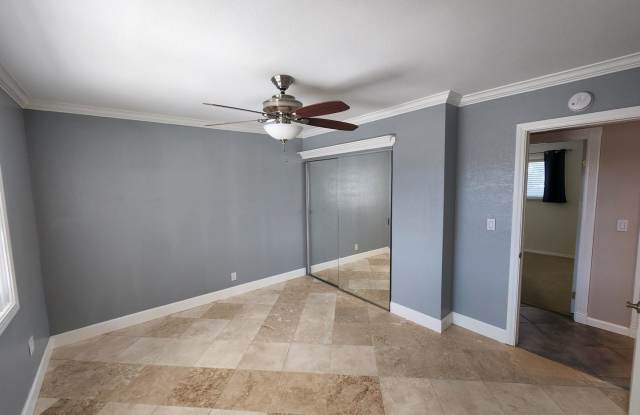 Beautiful 3 Bedroom 2 Bath Home, Gallery 4