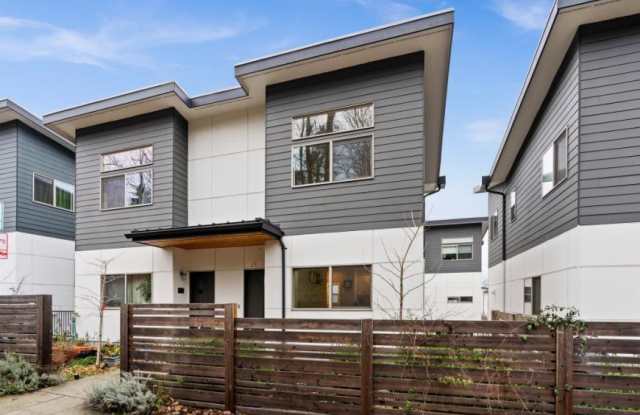 8712 42nd Ave. S. Gallery 1