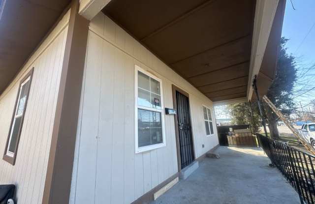 1446 North Hollywood photos photos