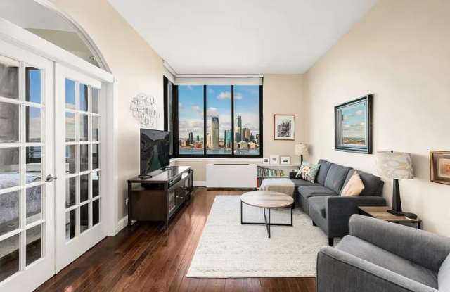 99 Battery Place - 99 Battery Place, New York City, NY 10004