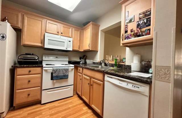 7770 NW 50th St - 7770 Northwest 50th Street, Lauderhill, FL 33351
