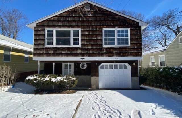 214 Kingston Rd photos photos