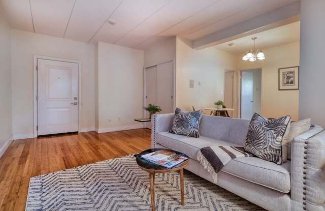 995 Massachusetts Ave - 995 Massachusetts Avenue, Arlington, MA 02476