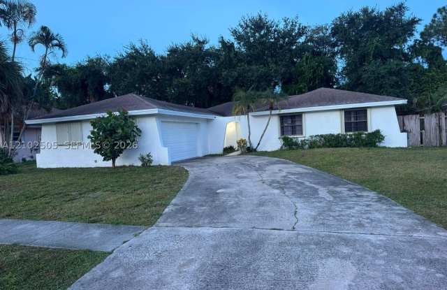 844 Ryanwood Dr Gallery 1