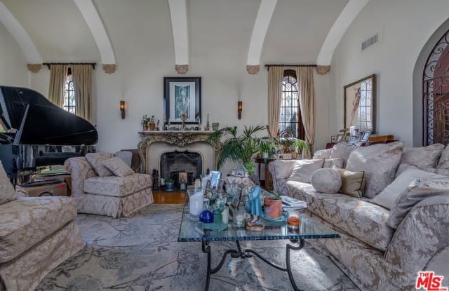 609 S Highland Ave - 609 South Highland Avenue, Los Angeles, CA 90036