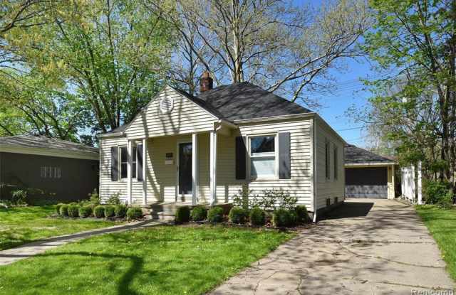 2659 Ellwood Ave photos photos