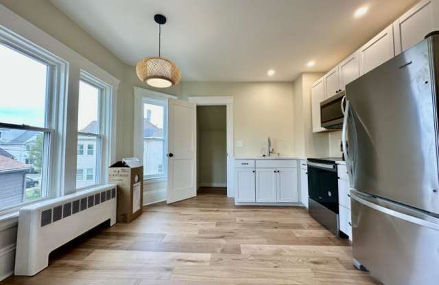 304 Main St. photos photos