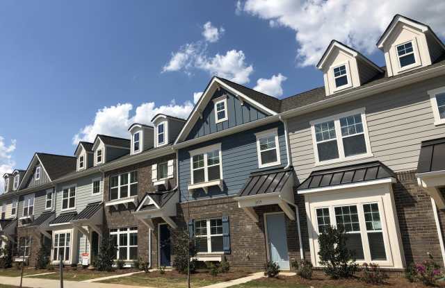 3 Bedroom Townhome Bonterra Village AVAILABLE AUGUST 2025 photos photos