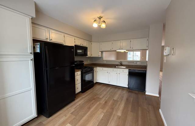 12730 NETTLECREEK Place Gallery 4