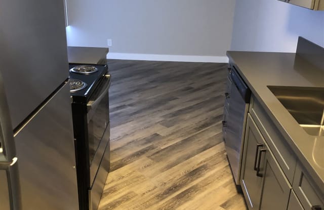 5118 De Longpre Ave Apt 311 - 5118 De Longpre Ave, Los Angeles, CA 90027