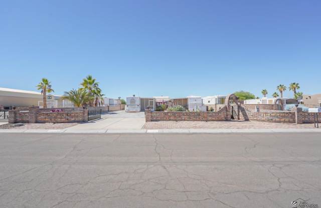 14349 E 28 LN Gallery 2