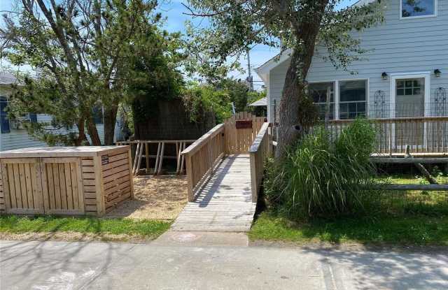 182 Cottage Walk Gallery 2