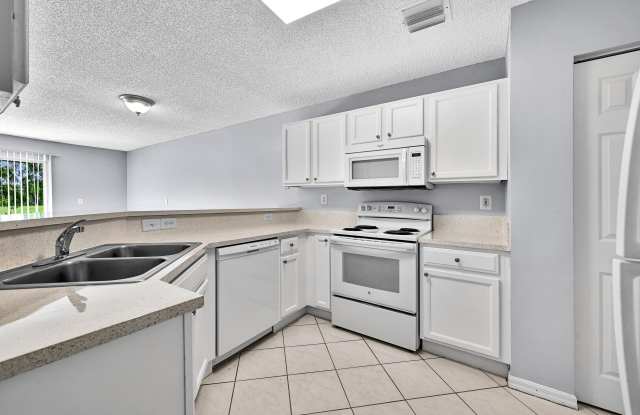 8658 S SOUTHGATE SHORES Circle Gallery 4
