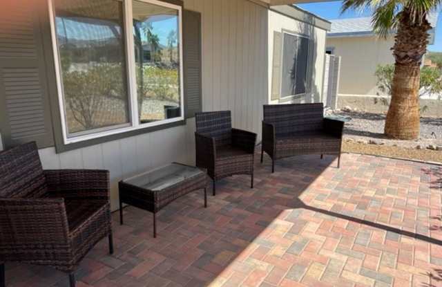 3 Bedroom Fully furnished WINTER Vacation Rental with view!/Utilities included Gallery 4