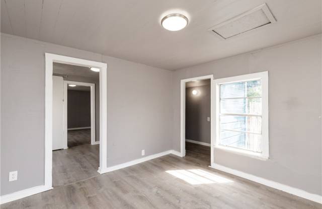 620 Eleanor Street - 620 Eleanor Street, Corpus Christi, TX 78405