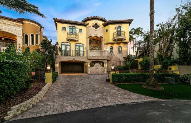 2306 Bay Dr photos photos