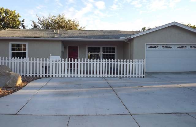 Beautiful 3 bed 2 bath home with a Huge Back Yard in Santee! photos photos