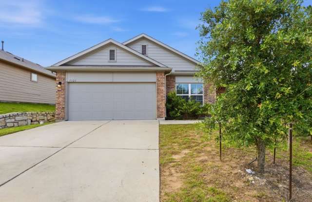 7121 Ranchito Dr, Austin, TX 78744 Gallery 1