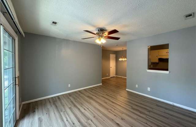 5661 Hornaday Road Gallery 3