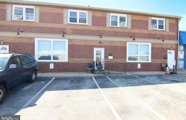 18 E 4TH Street photos photos