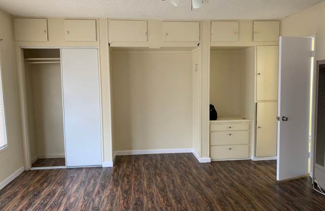 642 East Imperial Highway - 642 photos photos